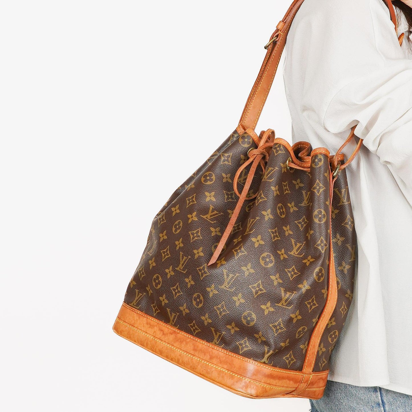 Louis Vuitton Noe GM Monogram Canvas Shoulder Bag