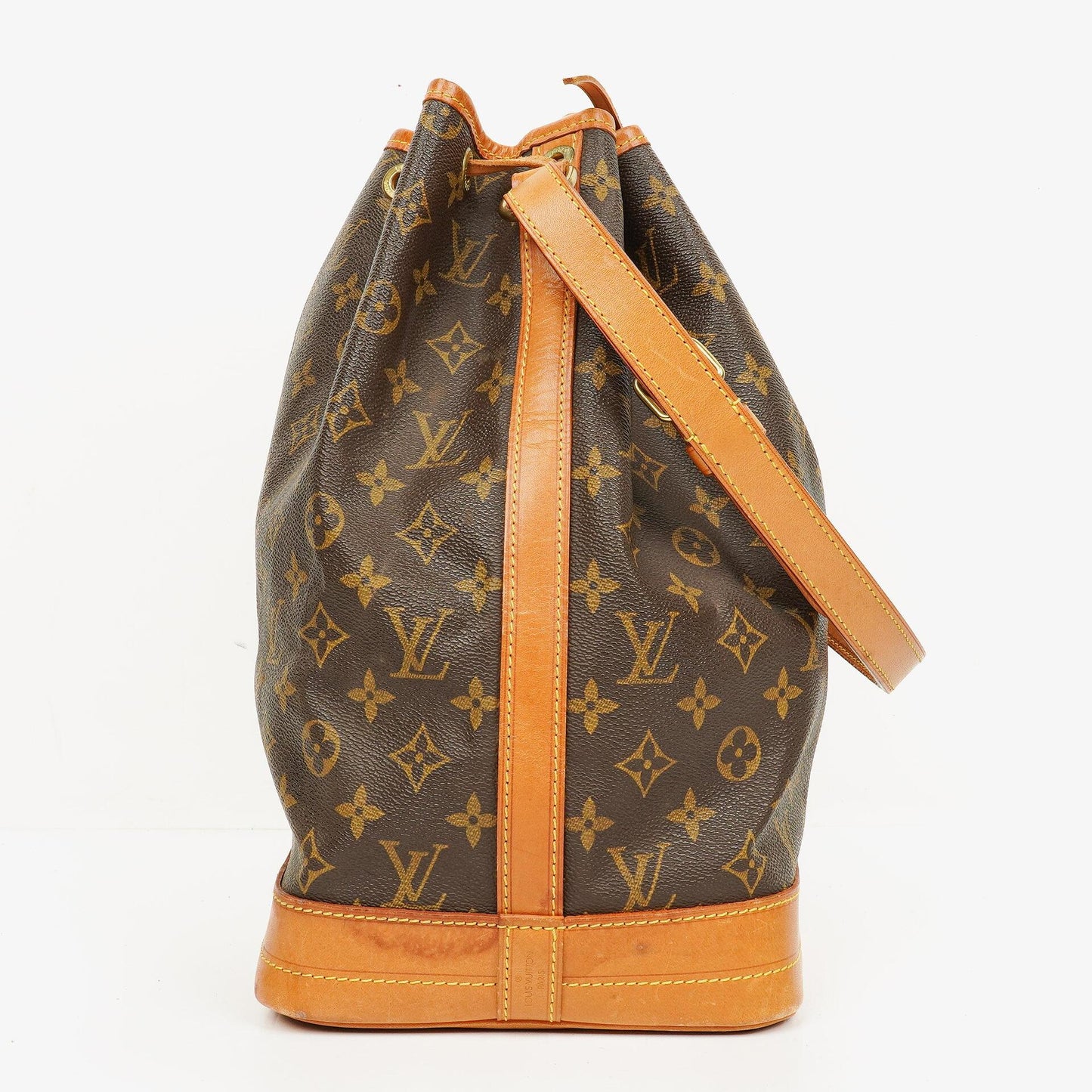 Louis Vuitton Noe GM Monogram Canvas Shoulder Bag