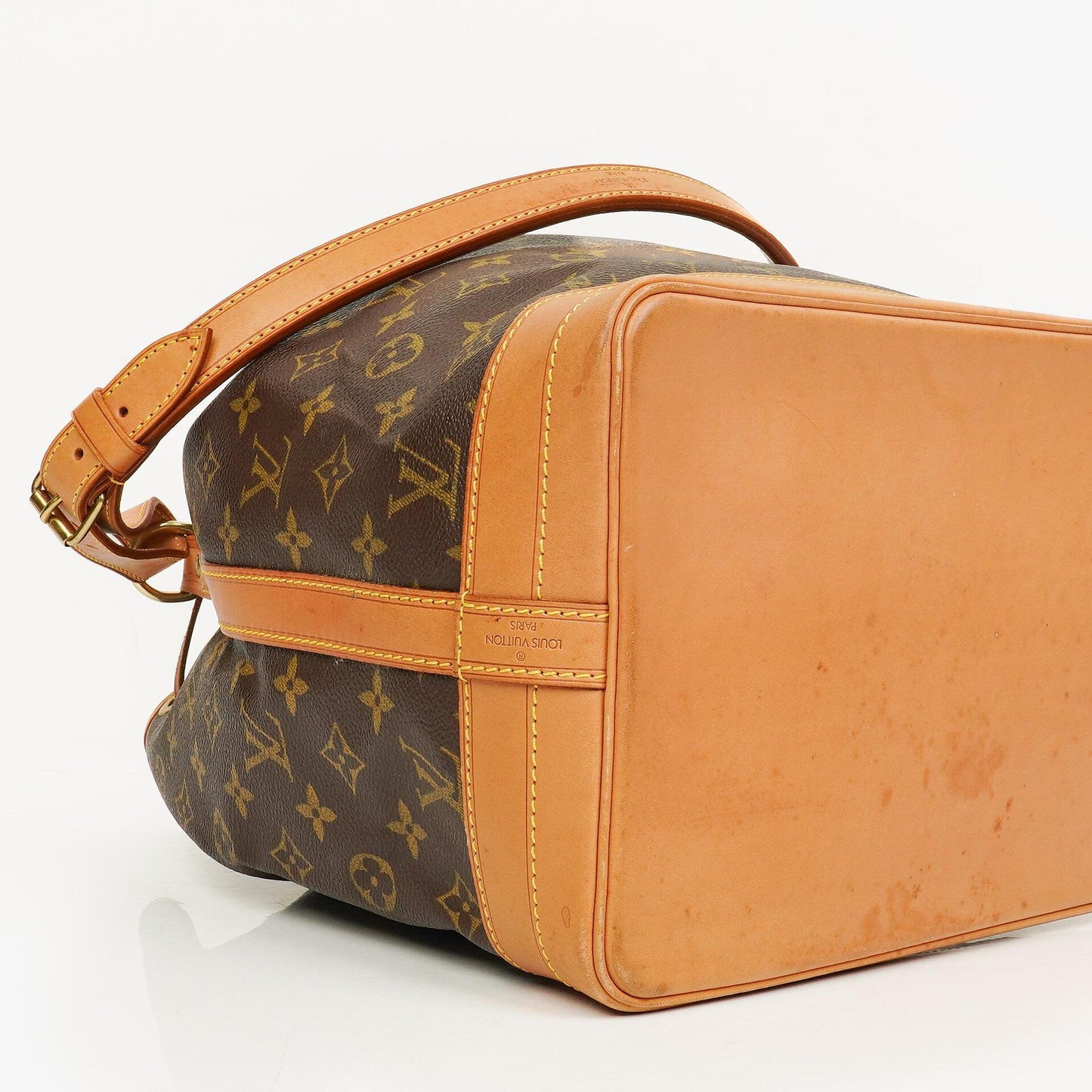Louis Vuitton Noe GM Monogram Canvas Shoulder Bag