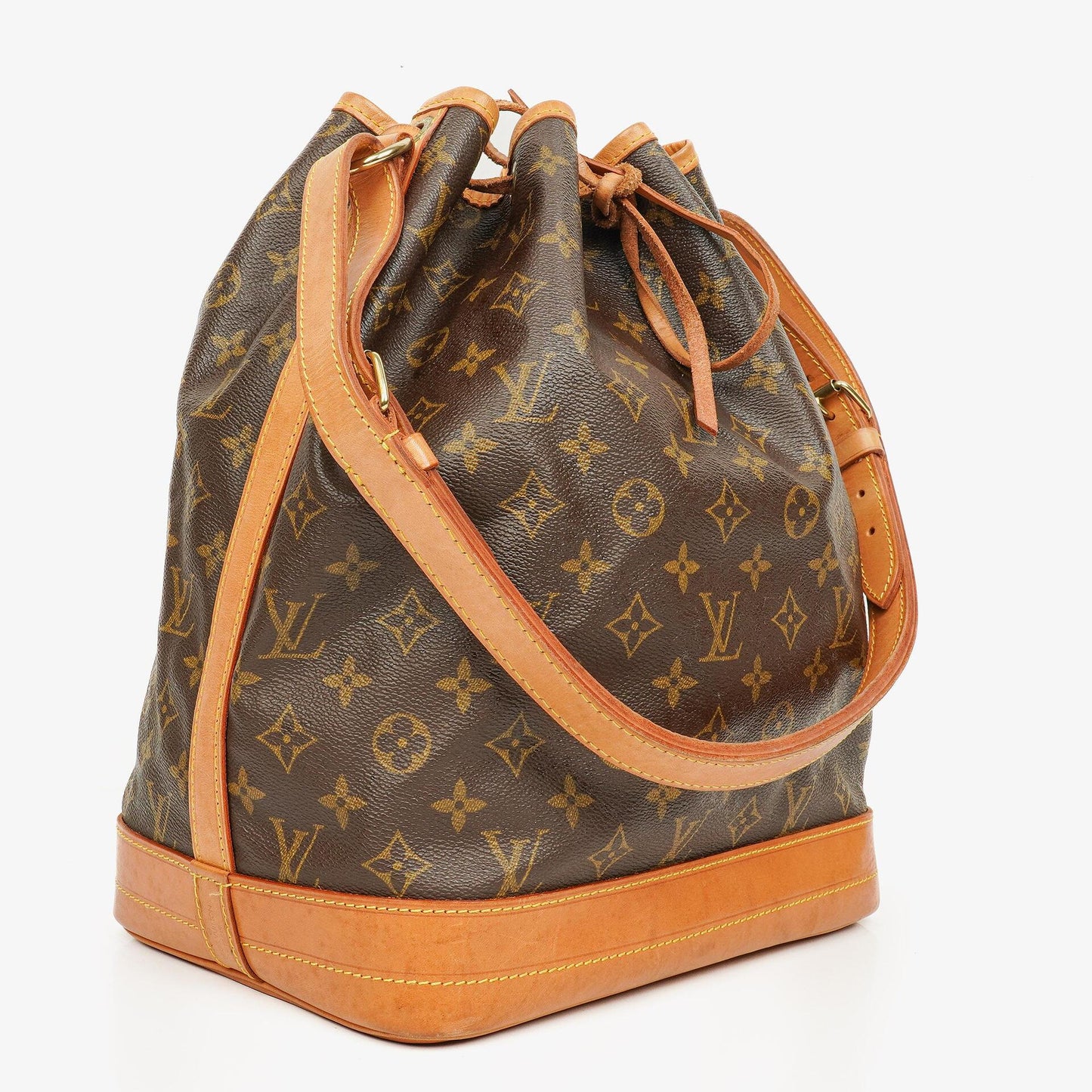 Louis Vuitton Noe GM Monogram Canvas Shoulder Bag