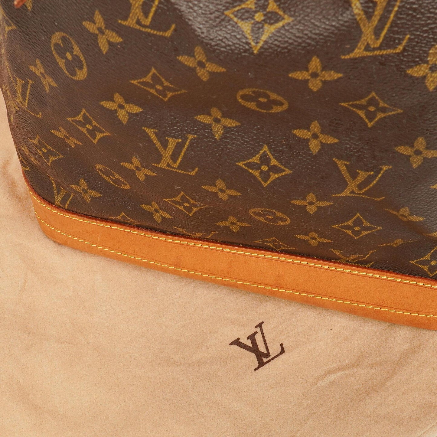 Louis Vuitton Noe GM Monogram Canvas Shoulder Bag