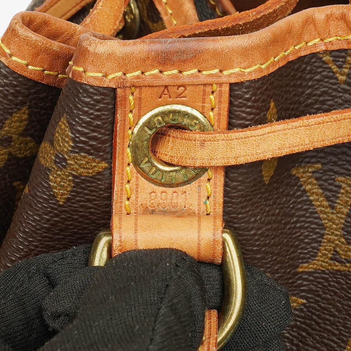 Louis Vuitton Noe GM Monogram Canvas Shoulder Bag