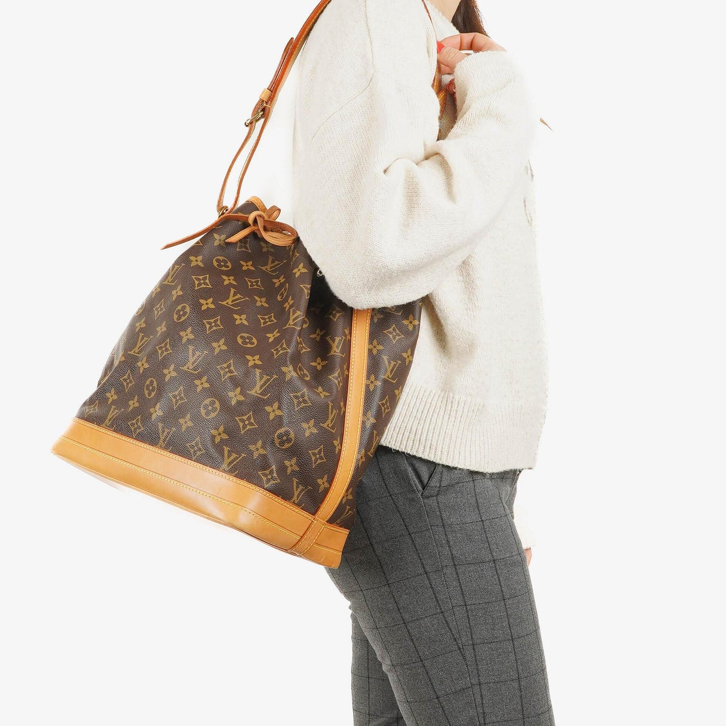 Louis Vuitton Noe GM Monogram Canvas Shoulder Bag