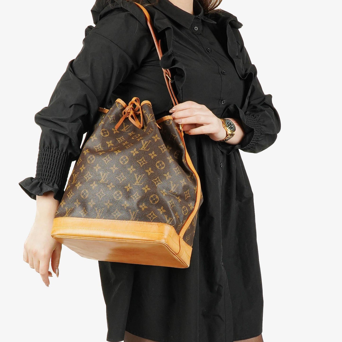 Louis Vuitton Noe GM Monogram Canvas Shoulder Bag