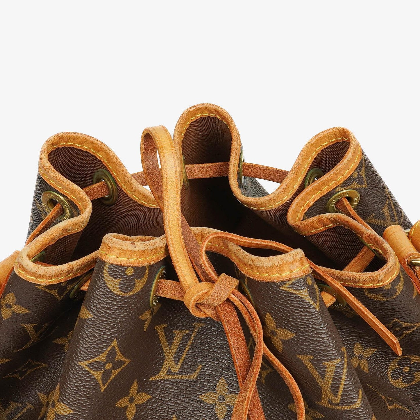Louis Vuitton Noe GM Monogram Canvas Shoulder Bag