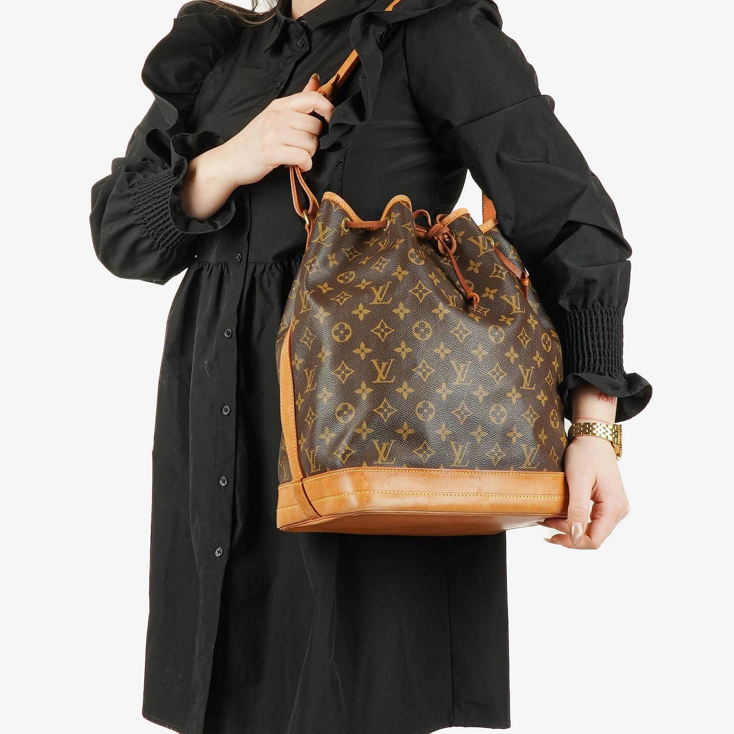 Louis Vuitton Noe GM Monogram Canvas Shoulder Bag