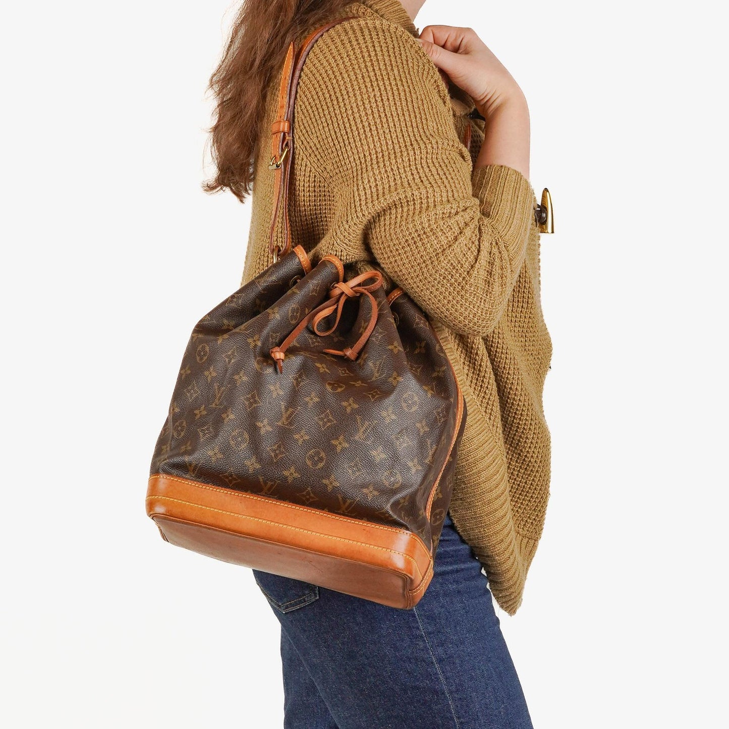 Louis Vuitton Noe GM Monogram Canvas Shoulder Bag
