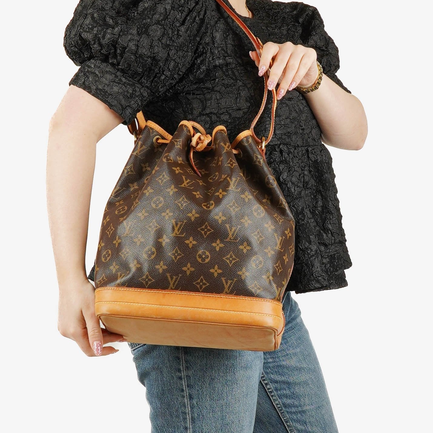 Louis Vuitton Noe GM Monogram Canvas Shoulder Bag