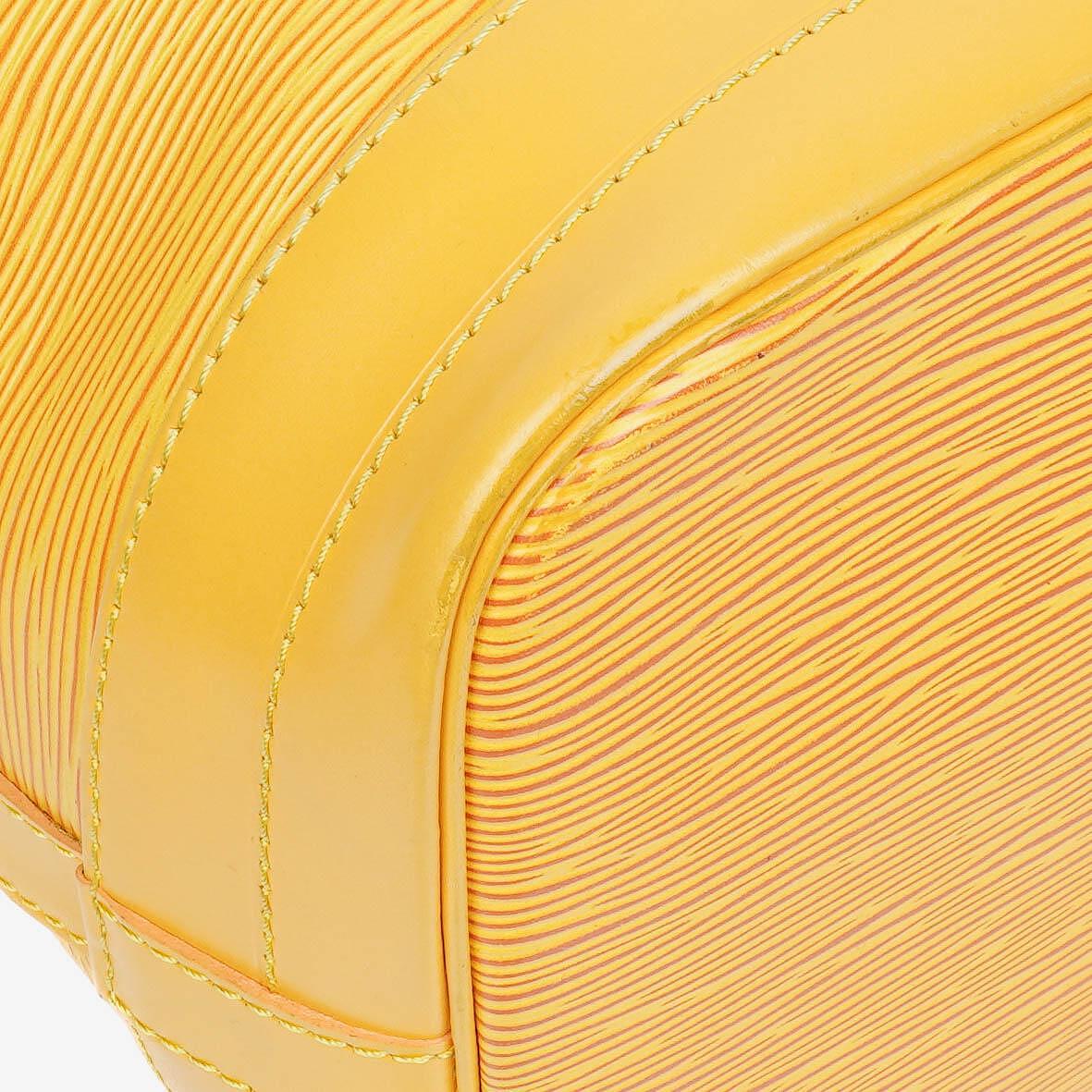 Louis Vuitton Noe GM Yellow EPI Leather Shoulder Bag