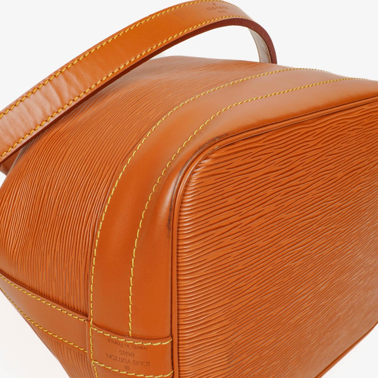 Louis Vuitton Noe Grande Brown EPI Leather Shoulder Bag