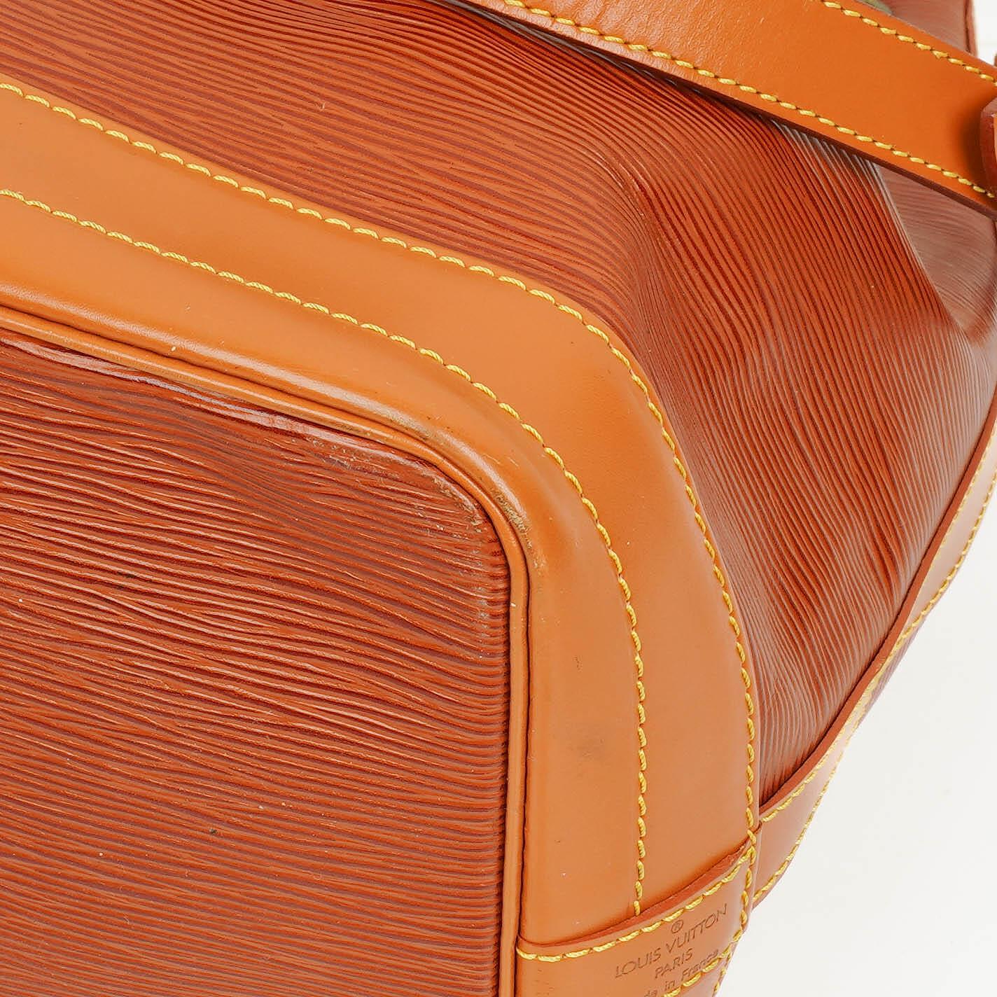 Louis Vuitton Noe Grande GM Bi-Colour Epi Leather Shoulder Bag
