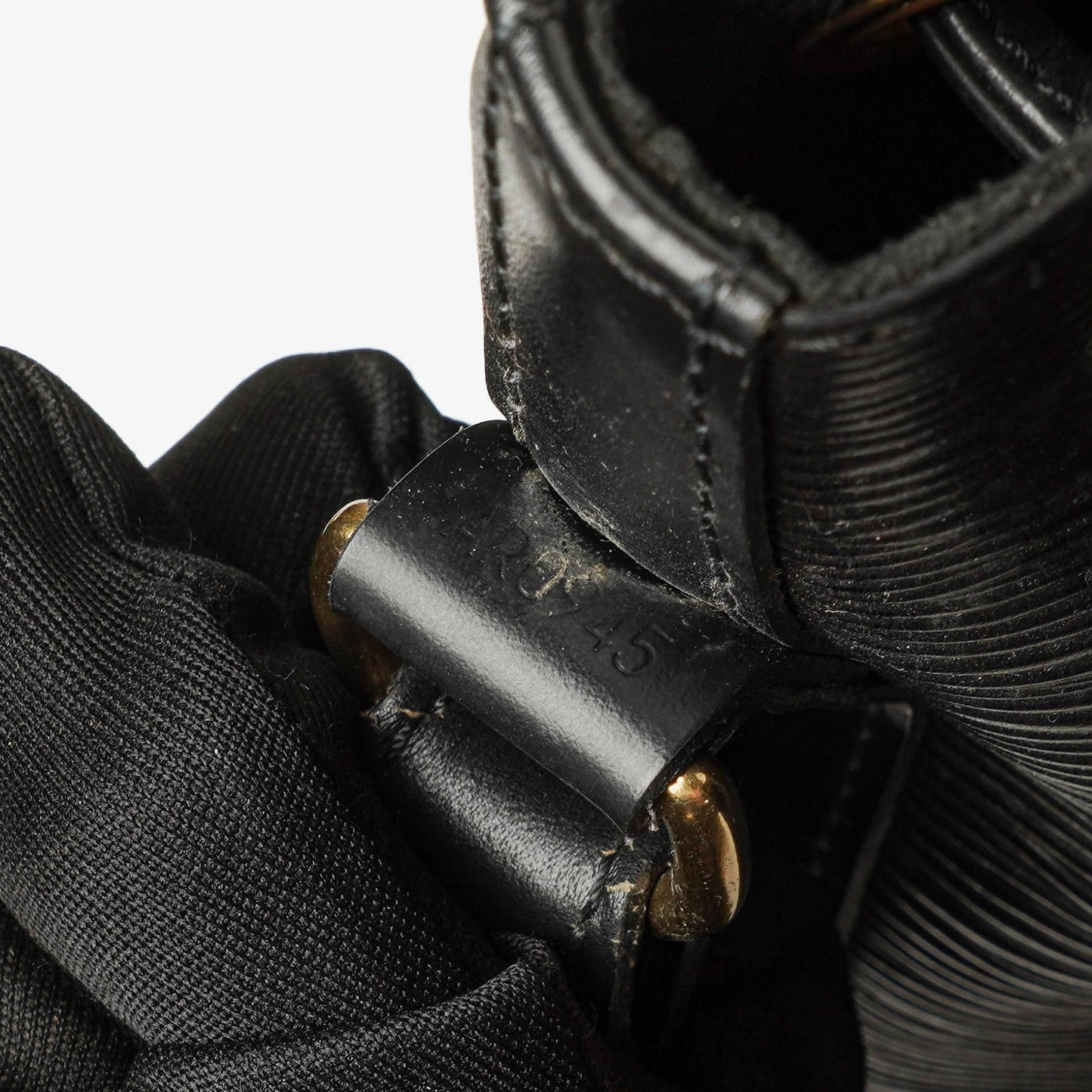 Louis Vuitton Noe Grande GM Black Epi Leather Shoulder Bag