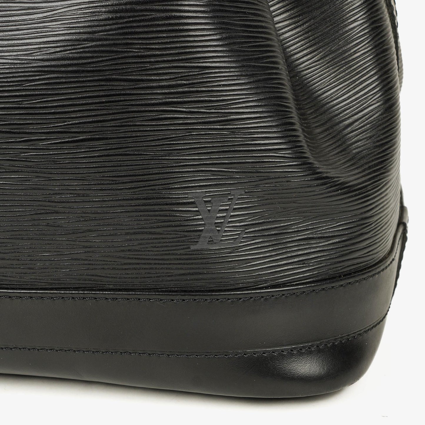 Louis Vuitton Noe Grande GM Black Epi Leather Shoulder Bag
