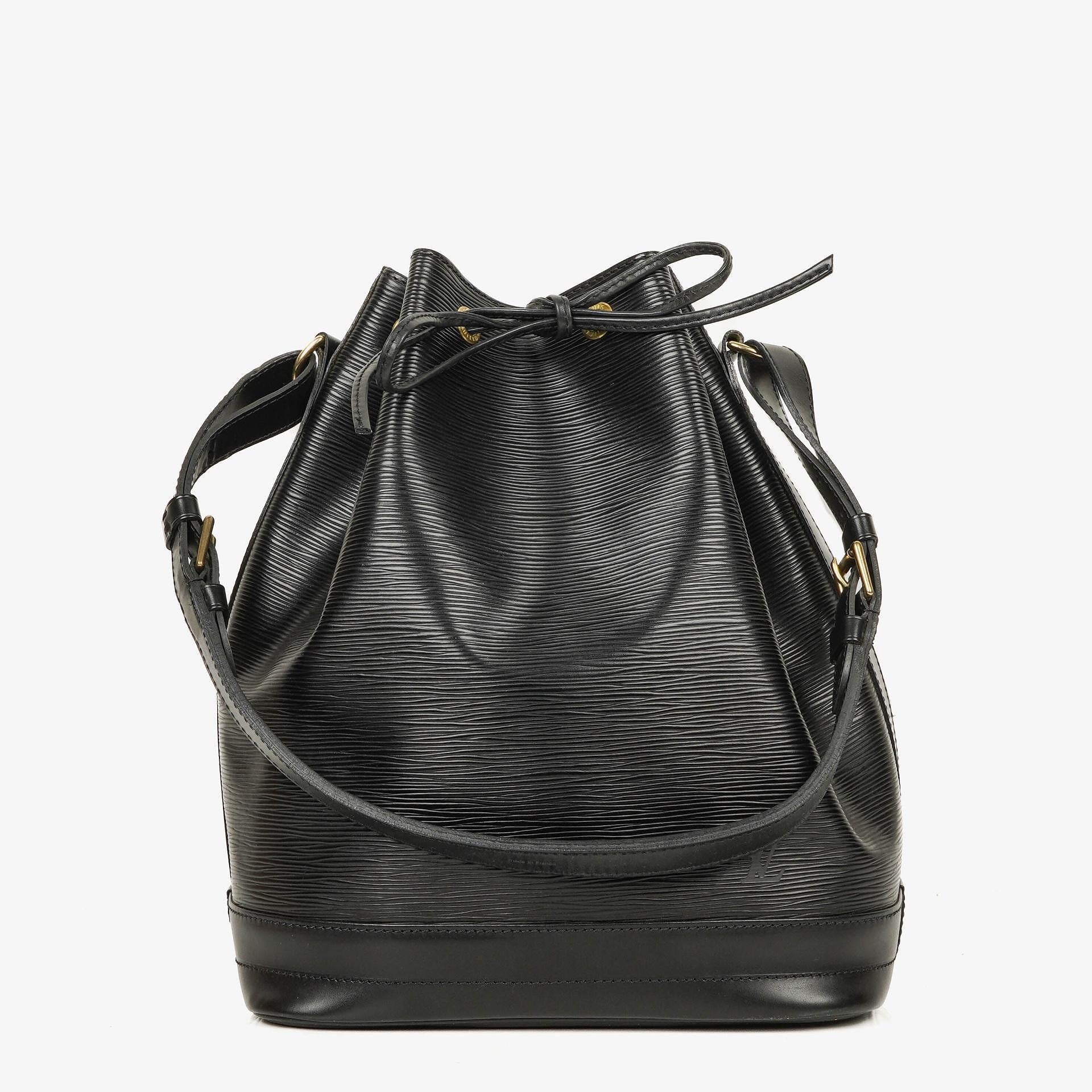 Louis Vuitton Noe Grande GM Black EPI Leather Shoulder Bag