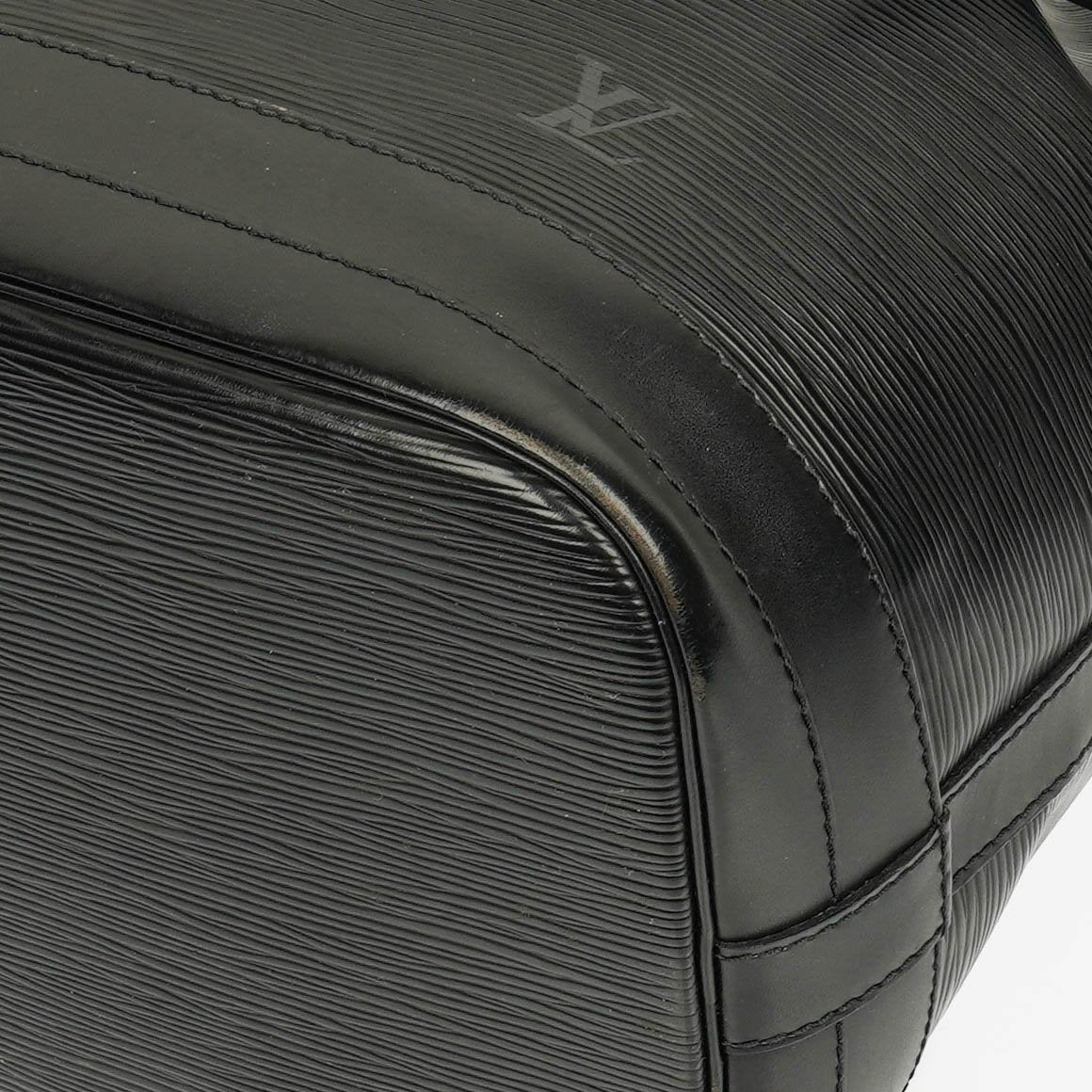 Louis Vuitton Noe Grande GM Black Epi Leather Shoulder Bag