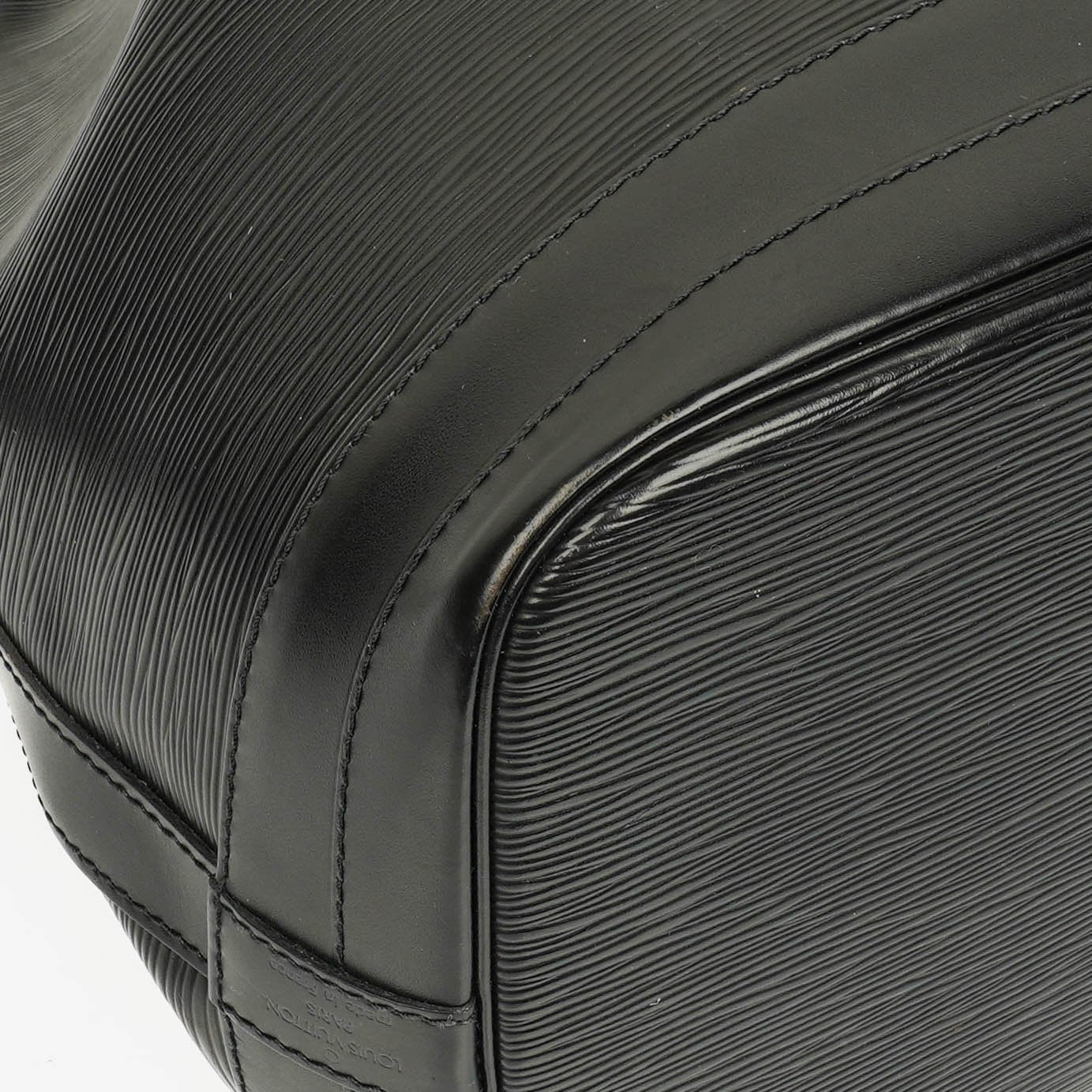 Louis Vuitton Noe Grande GM Black Epi Leather Shoulder Bag