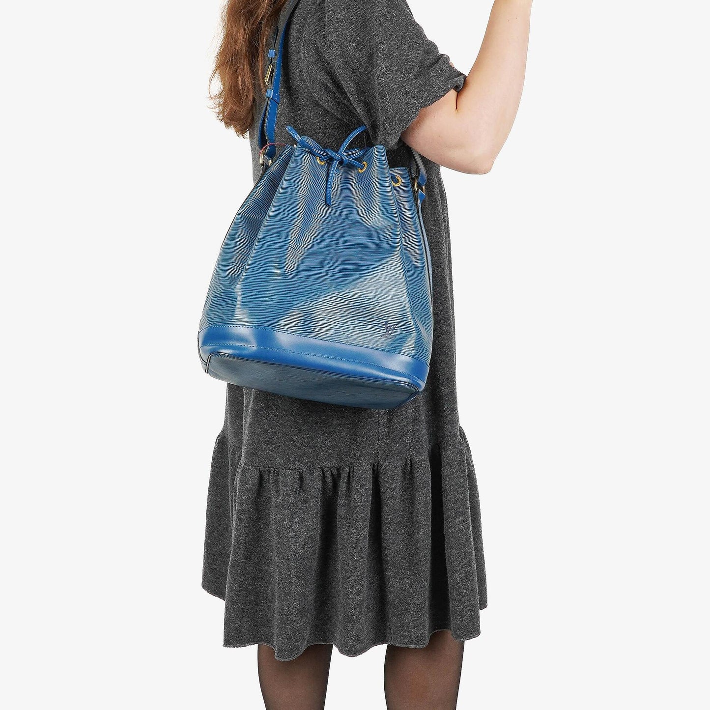 Louis Vuitton Noe Grande GM Blue EPI Leather Shoulder Bag