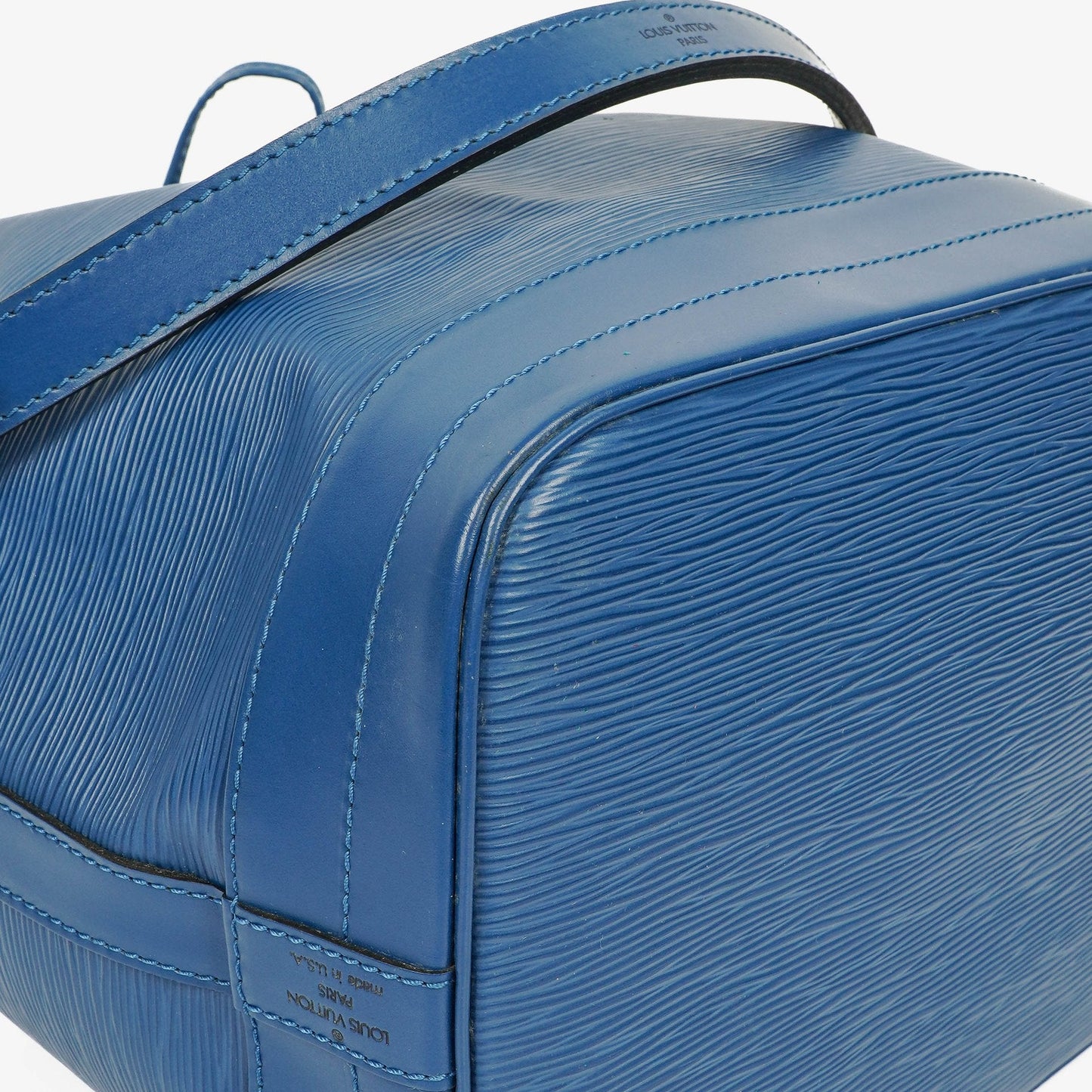 Louis Vuitton Noe Grande GM Blue EPI Leather Shoulder Bag