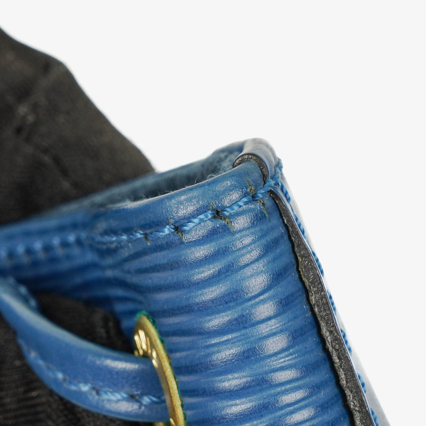 Louis Vuitton Noe Grande GM Blue EPI Leather Shoulder Bag