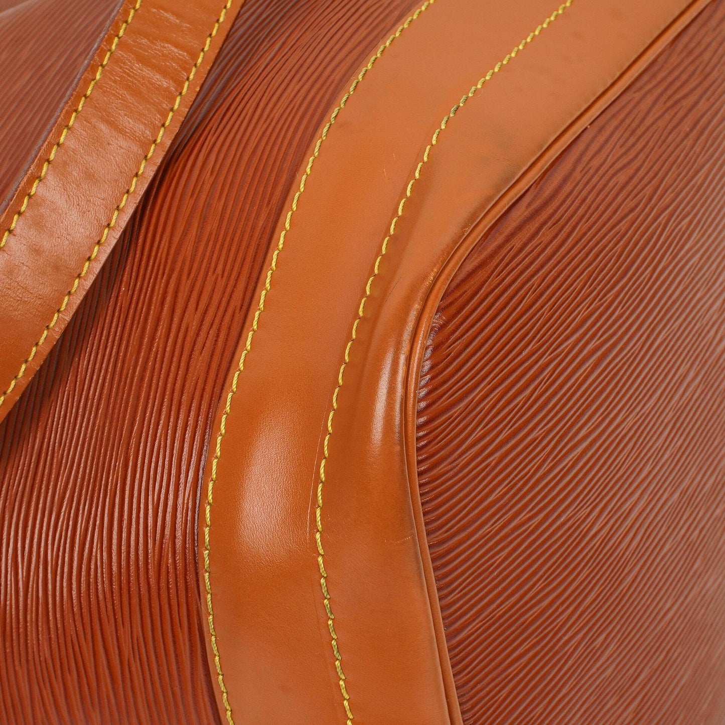 Louis Vuitton Noe Grande GM Brown EPI Leather Shoulder Bag