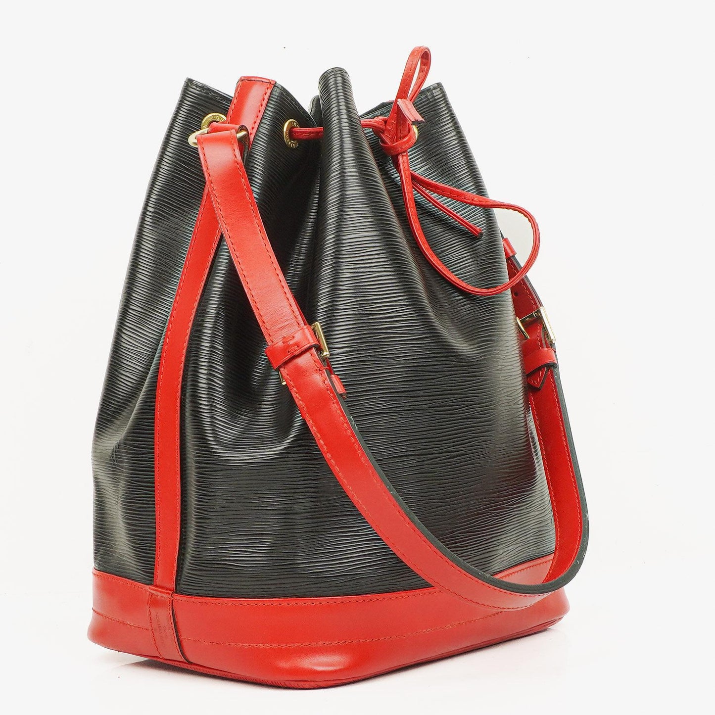 Louis Vuitton Noe Grande GM Bslck And Red EPI Leather Shoulder Bag