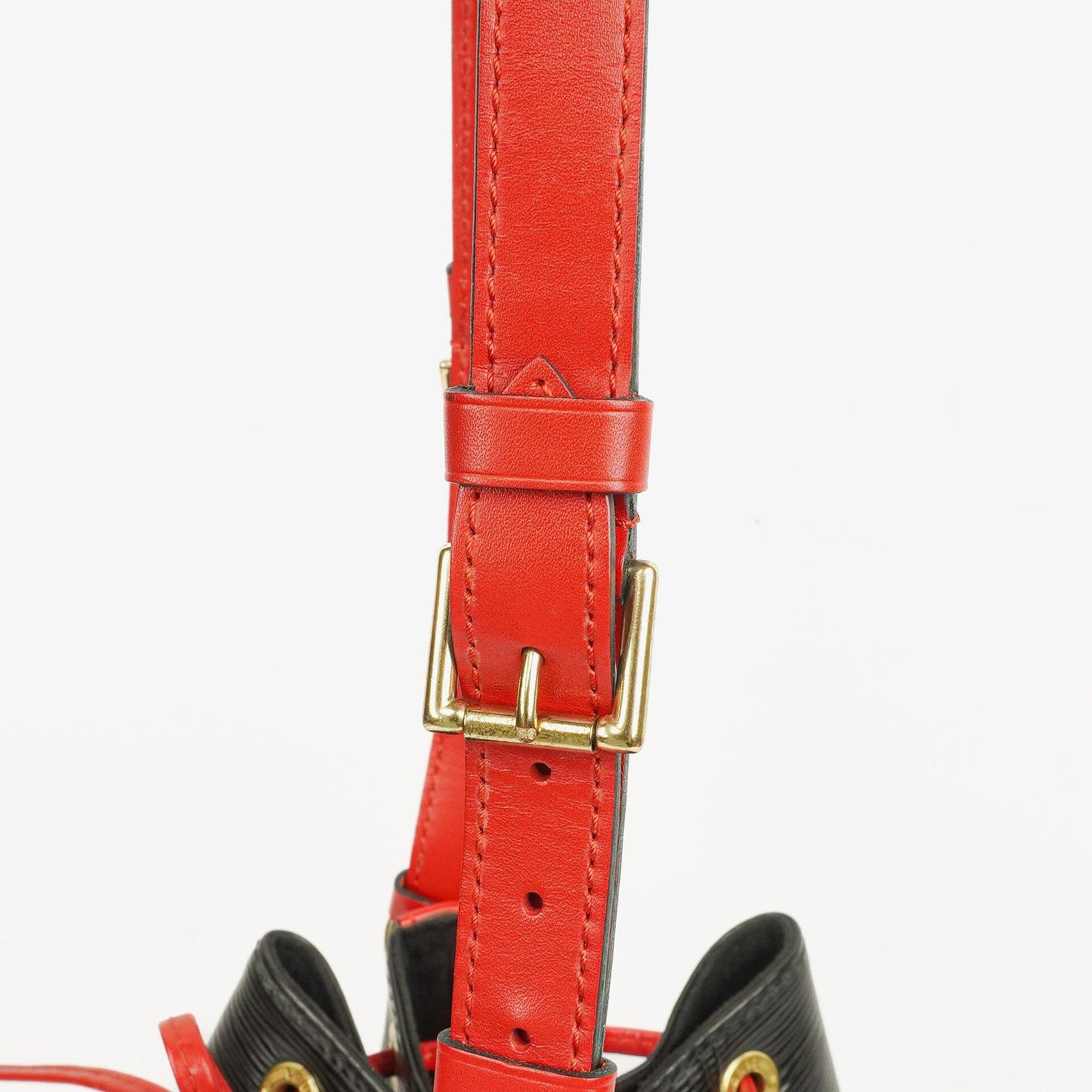 Louis Vuitton Noe Grande GM Bslck And Red EPI Leather Shoulder Bag