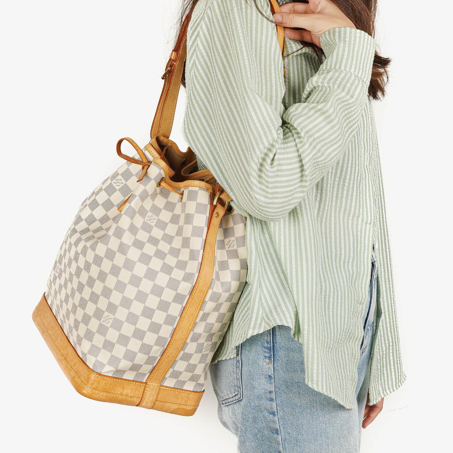 Louis Vuitton Noé Grande GM Damier Azur Canvas Shoulder Bag