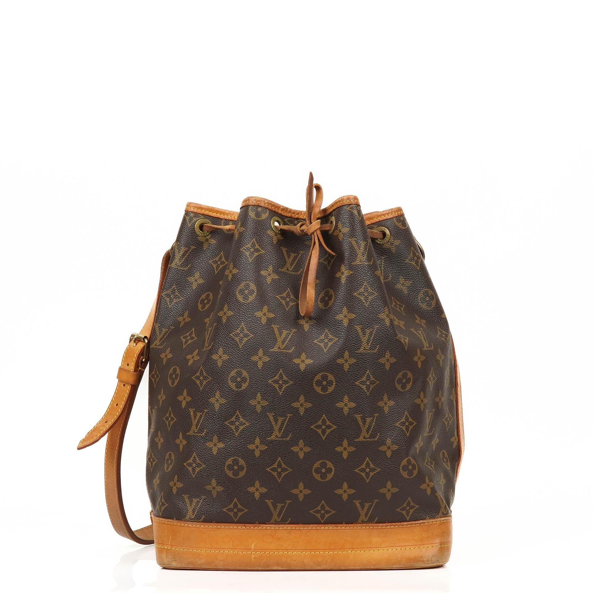 Louis Vuitton Noe Grande GM Monogram Canvas Shoulder Bag