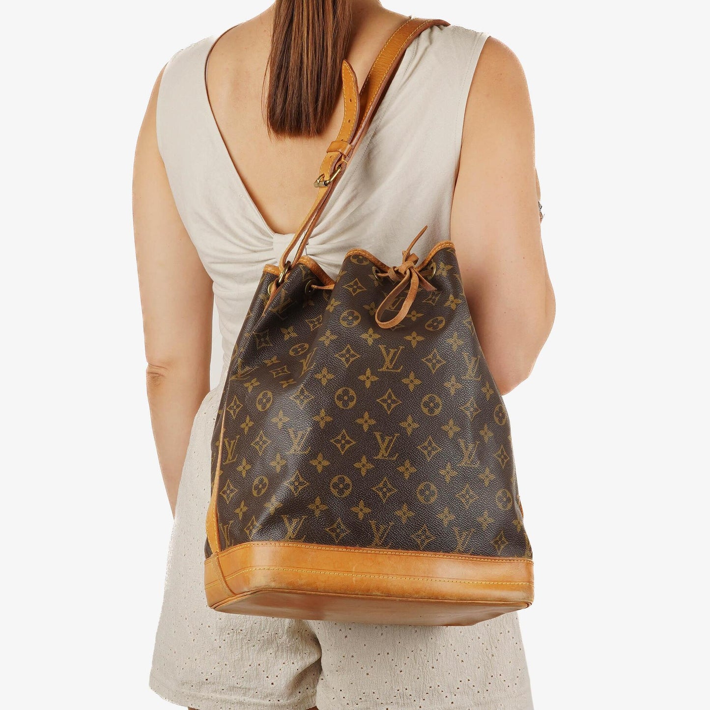 Louis Vuitton Noe Grande GM Monogram Canvas Shoulder Bag
