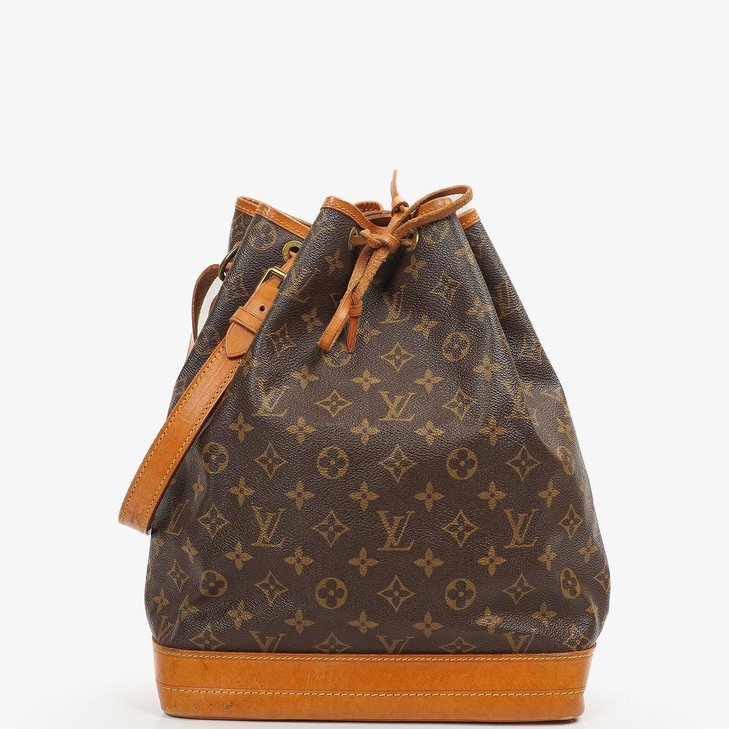 Louis Vuitton Noe Grande GM Monogram Canvas Shoulder Bag