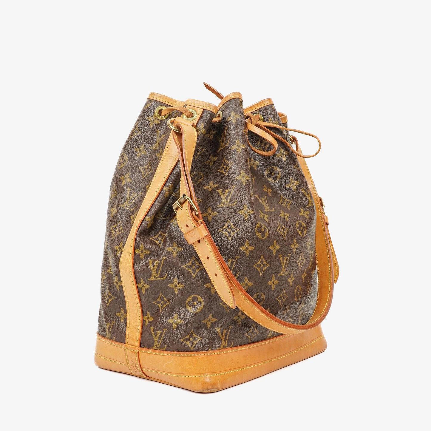 Louis Vuitton Noe Grande GM Monogram Canvas Shoulder Bag