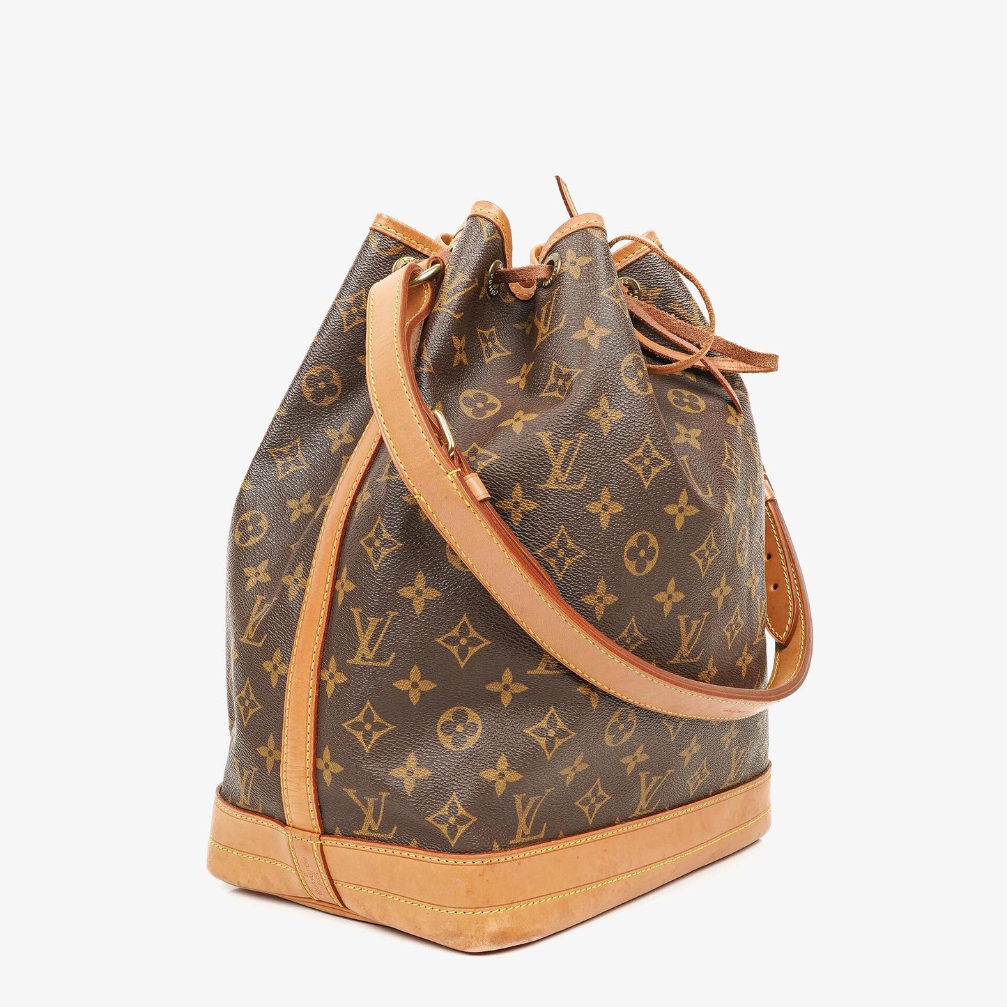 Louis Vuitton Noe Grande GM Monogram Canvas Shoulder Bag