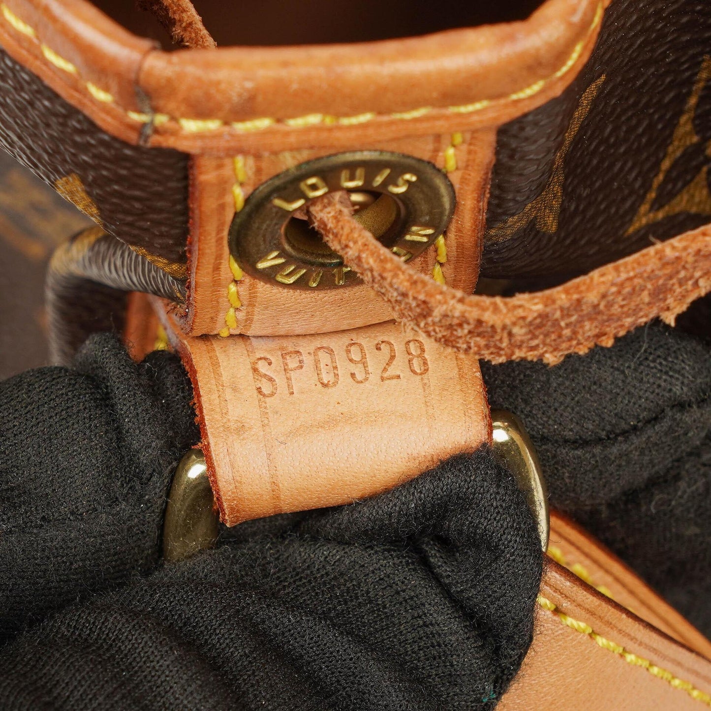 Louis Vuitton Noe Grande GM Monogram Canvas Shoulder Bag