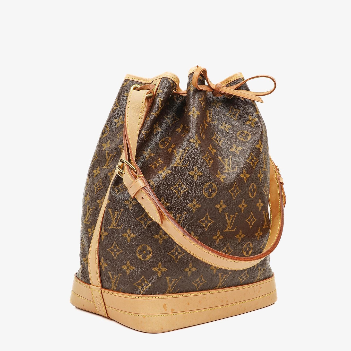 Louis Vuitton Noe Grande GM Monogram Canvas Shoulder Bag