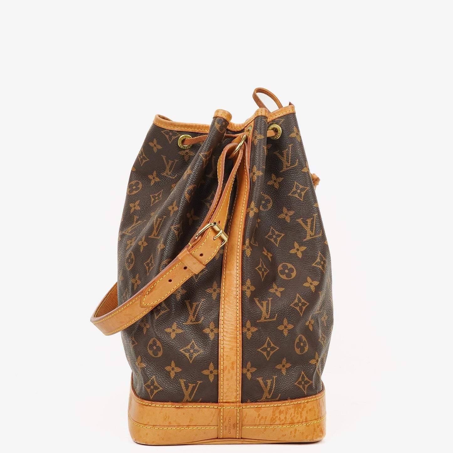 Louis Vuitton Noe Grande GM Monogram Canvas Shoulder Bag