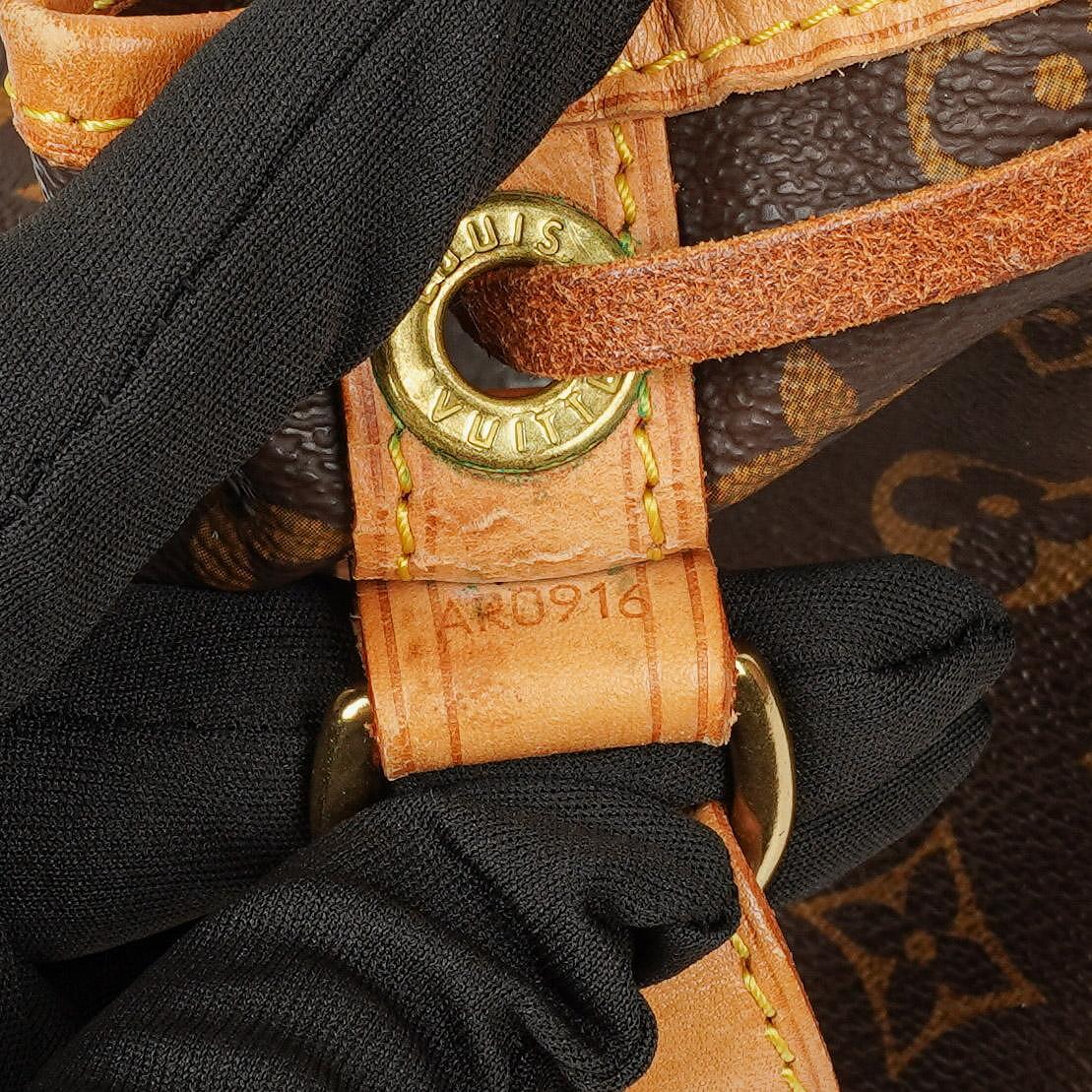 Louis Vuitton Noe Grande GM Monogram Canvas Shoulder Bag