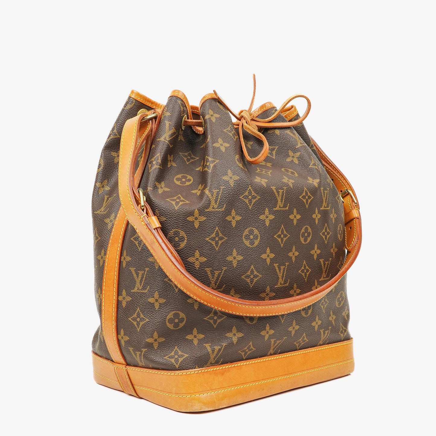 Louis Vuitton Noe Grande GM Monogram Canvas Shoulder Bag