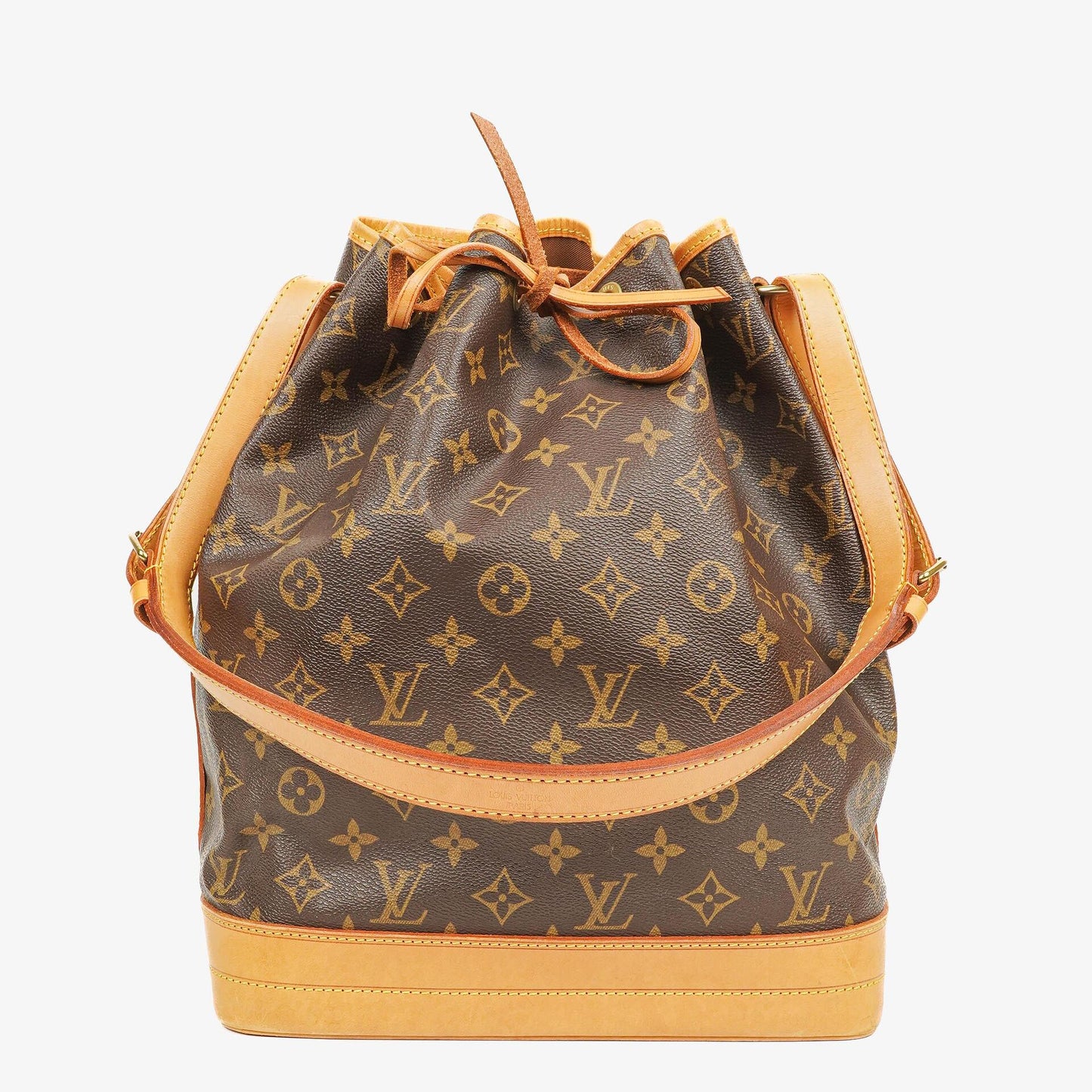 Louis Vuitton Noe Grande GM Monogram Canvas Shoulder Bag