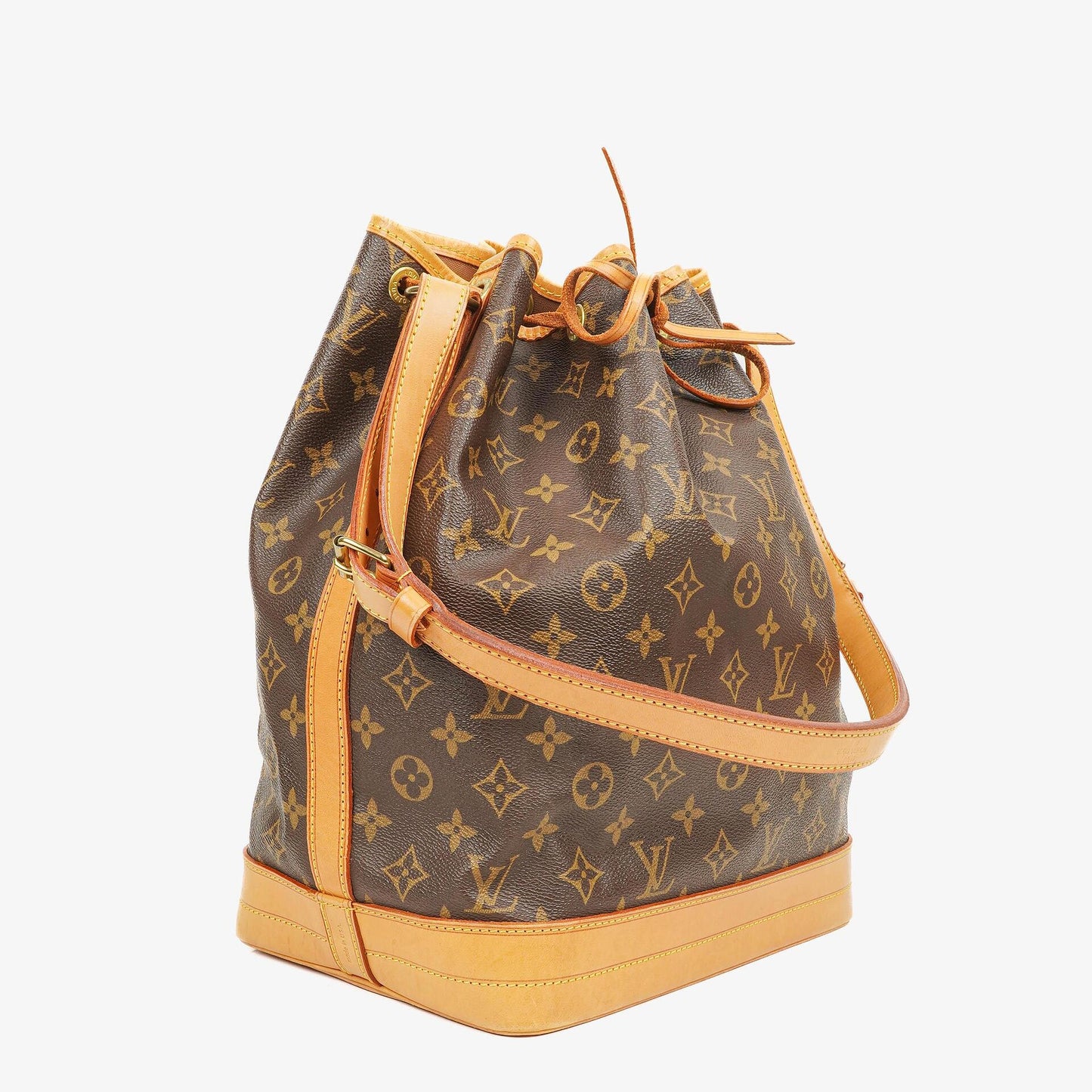 Louis Vuitton Noe Grande GM Monogram Canvas Shoulder Bag