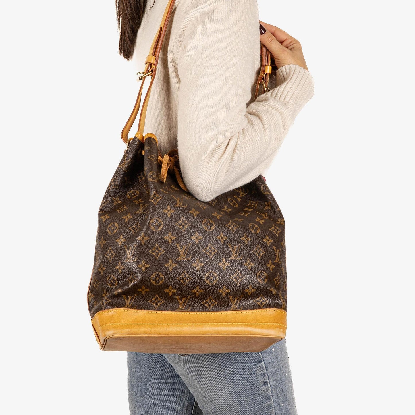Louis Vuitton Noe Grande GM Monogram Canvas Shoulder Bag