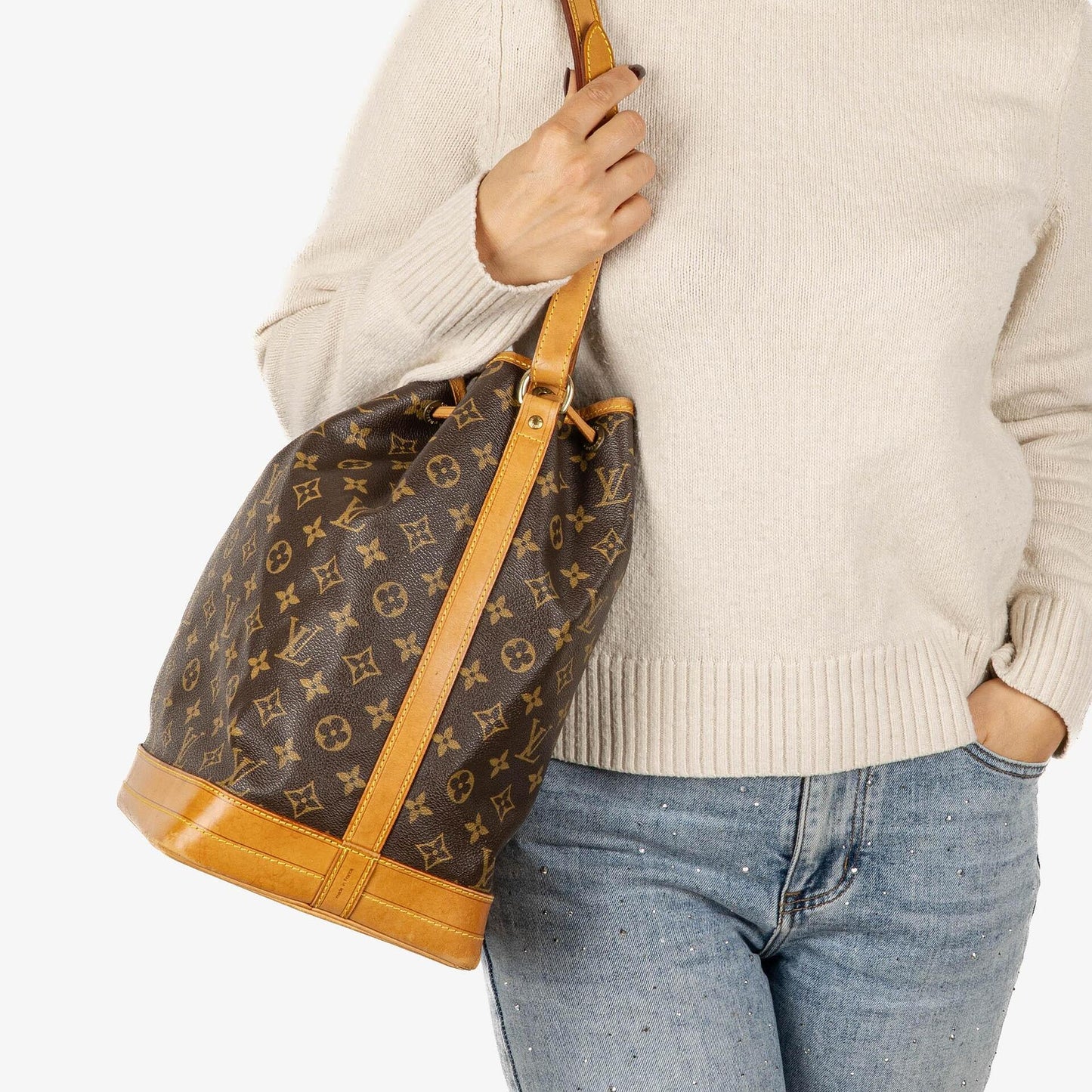 Louis Vuitton Noe Grande GM Monogram Canvas Shoulder Bag