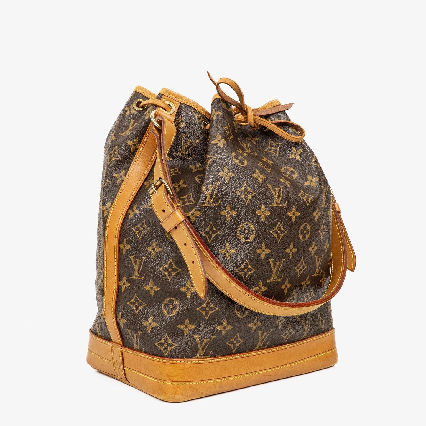 Louis Vuitton Noe Grande GM Monogram Canvas Shoulder Bag