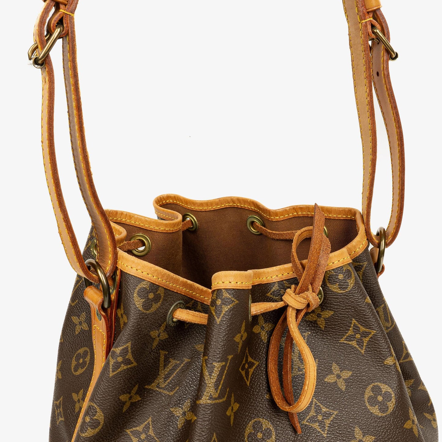 Louis Vuitton Noe Grande GM Monogram Canvas Shoulder Bag