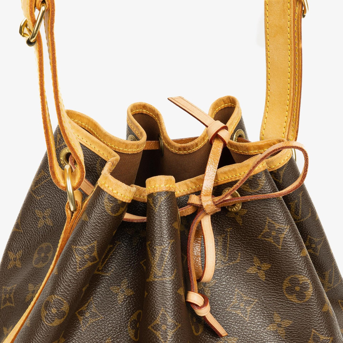 Louis Vuitton Noe Grande GM Monogram Canvas Shoulder Bag