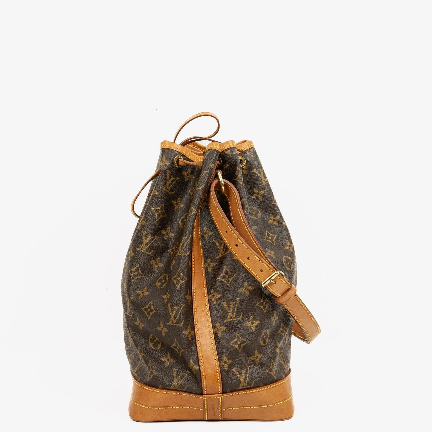 Louis Vuitton Noe Grande GM Monogram Canvas Shoulder Bag