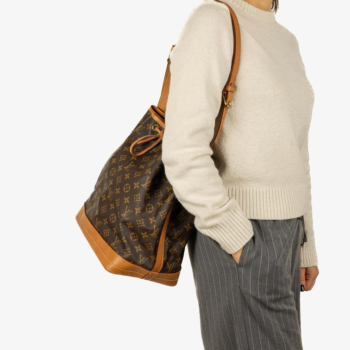 Louis Vuitton Noe Grande GM Monogram Canvas Shoulder Bag
