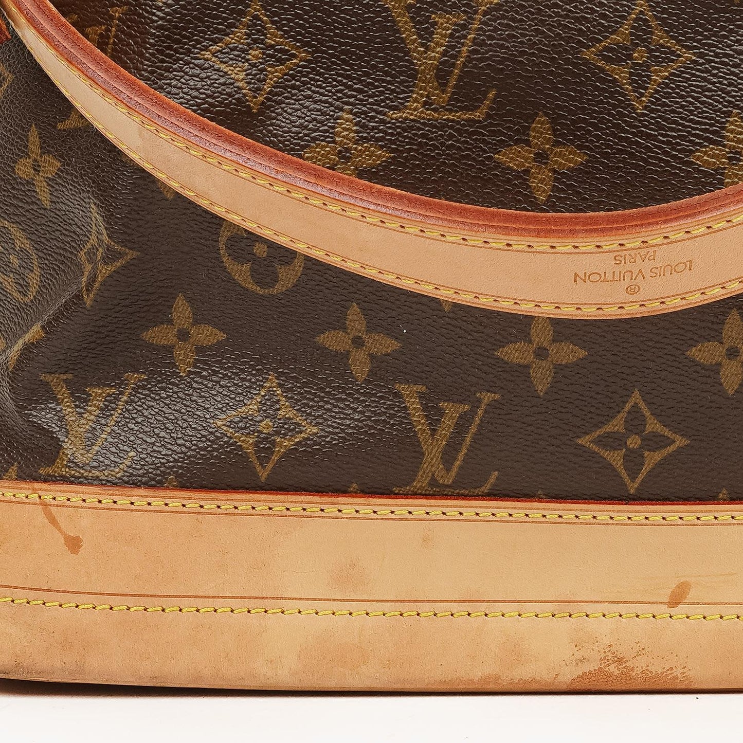 Louis Vuitton Noe Grande GM Monogram Canvas Shoulder Bag