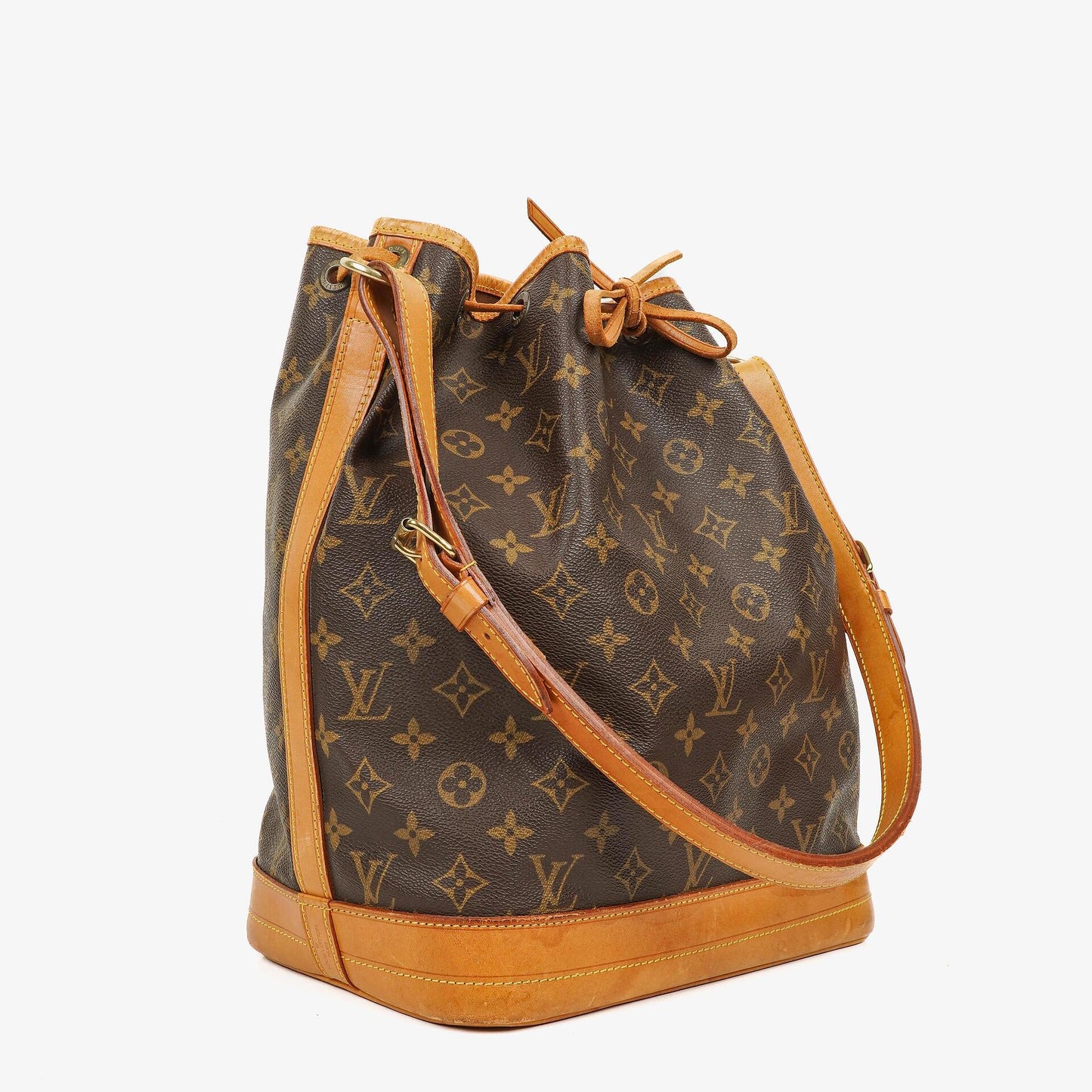 Louis Vuitton Noe Grande GM Monogram Canvas Shoulder Bag