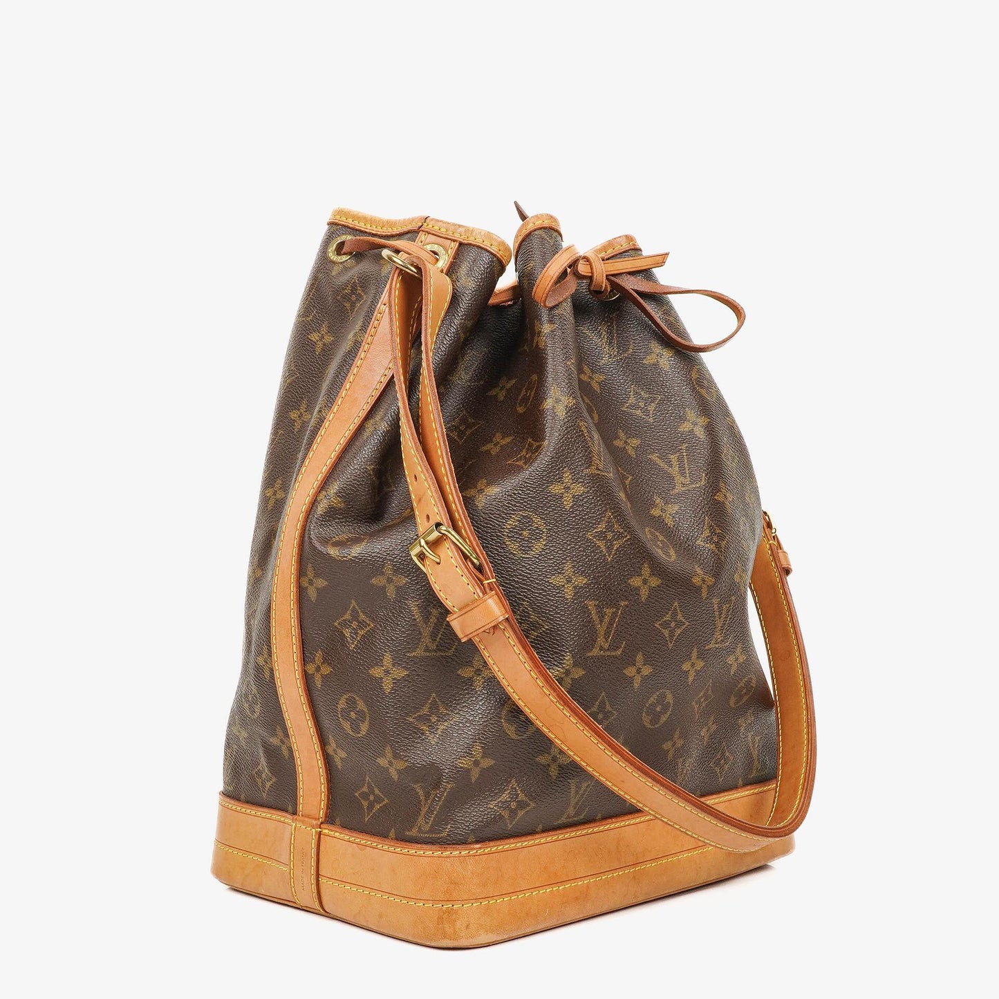 Louis Vuitton Noe Grande GM Monogram Canvas Shoulder Bag