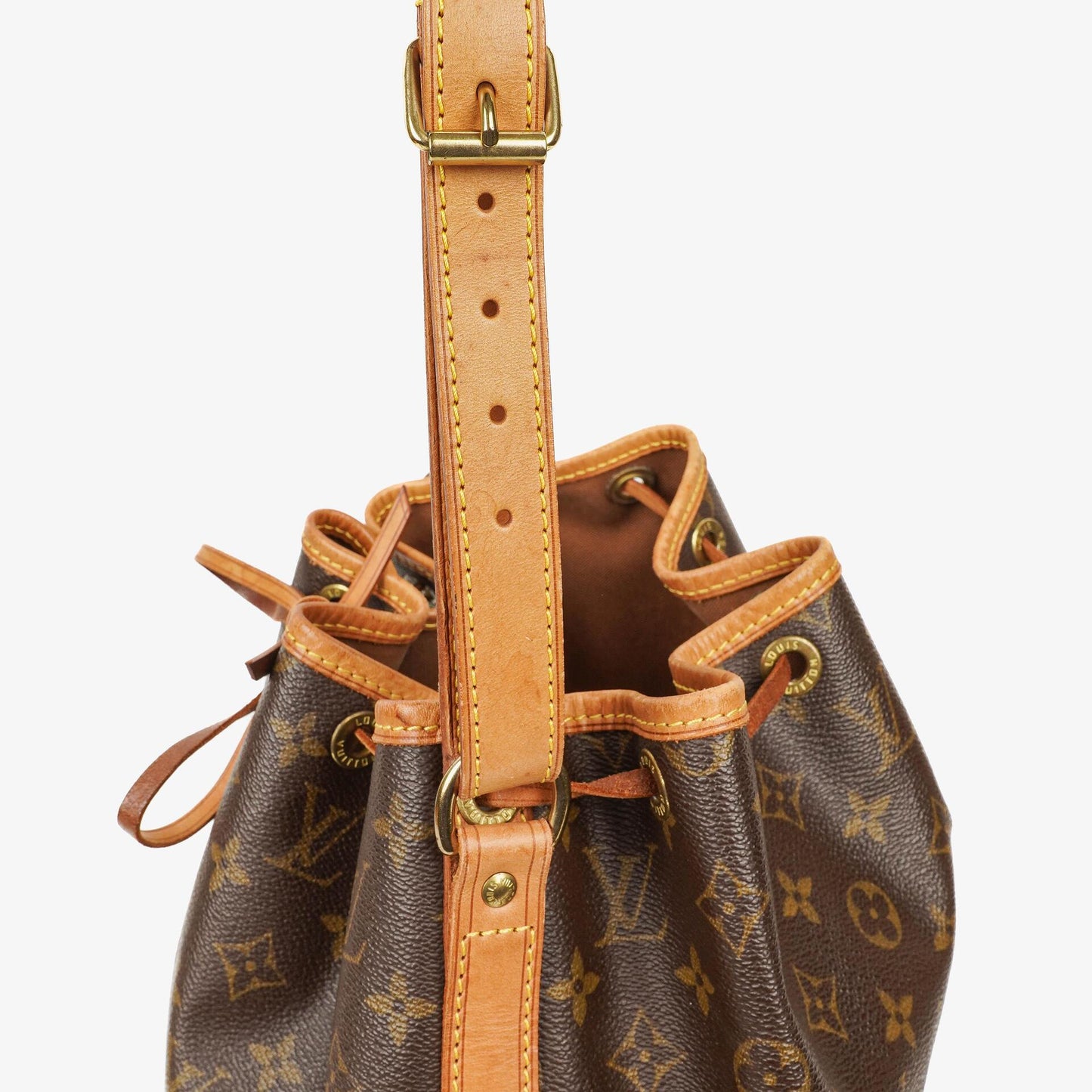 Louis Vuitton Noe Grande GM Monogram Canvas Shoulder Bag